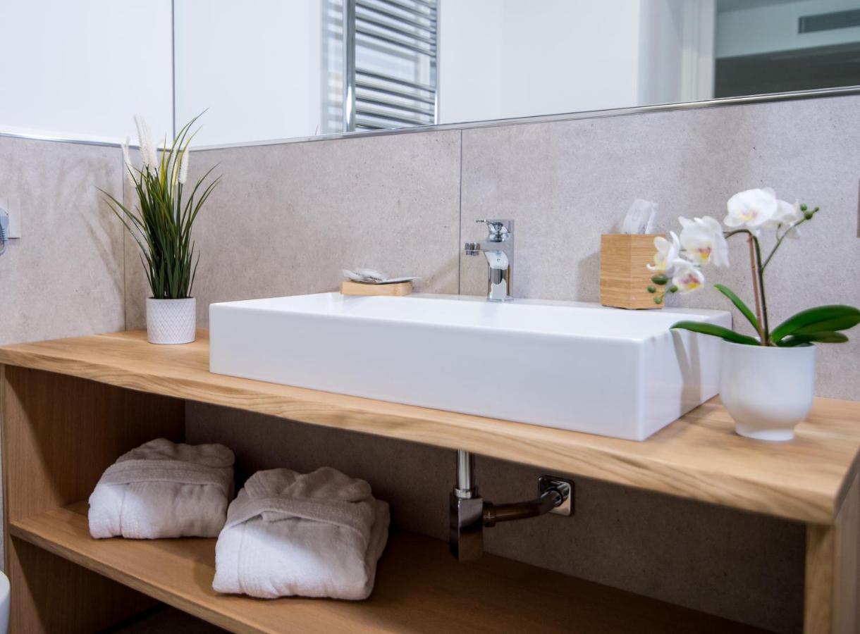 Sg Suite & Spa Amalfi Coast Vietri Luaran gambar